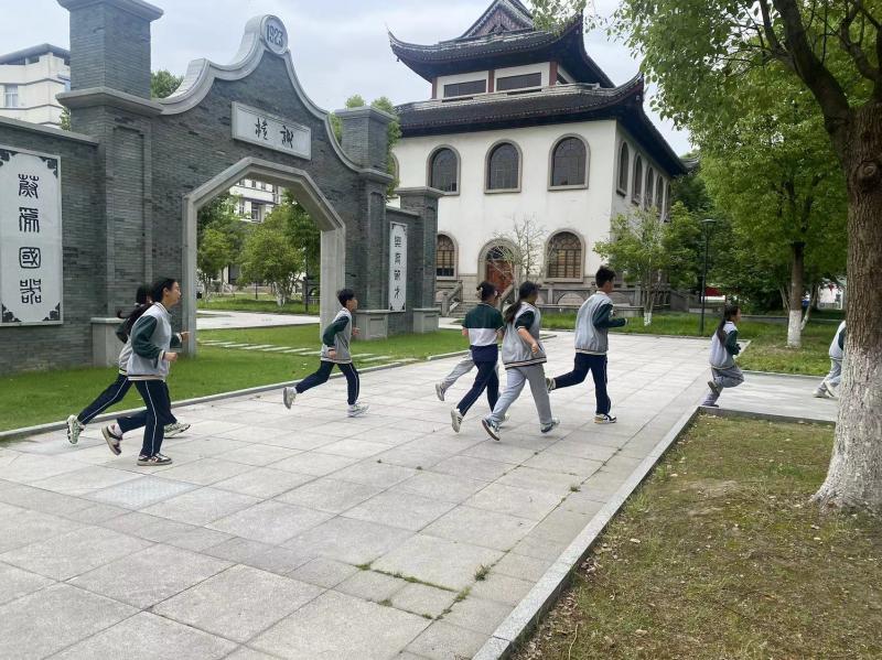 应急逃生照片2.jpg