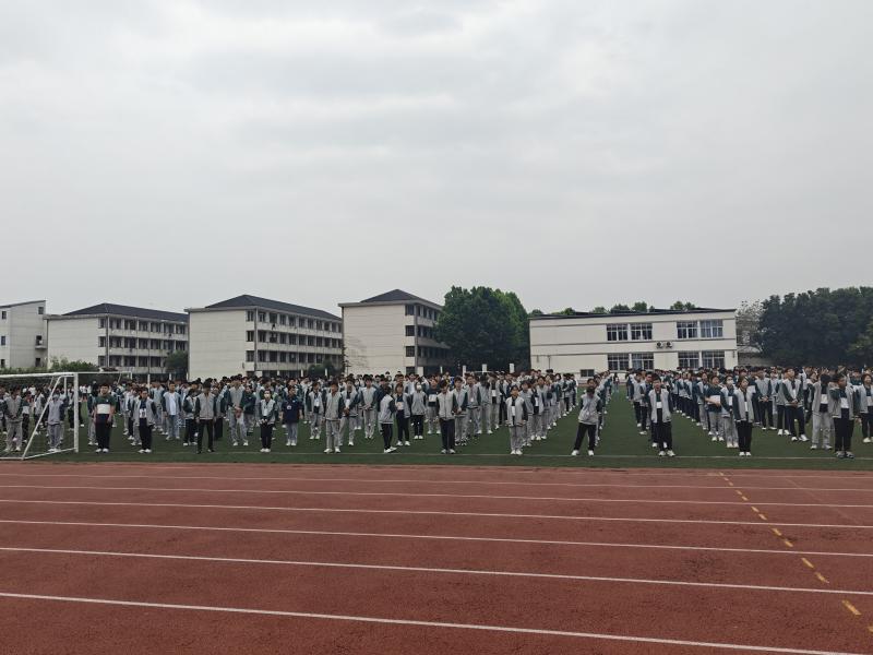 现场学生照片.jpg